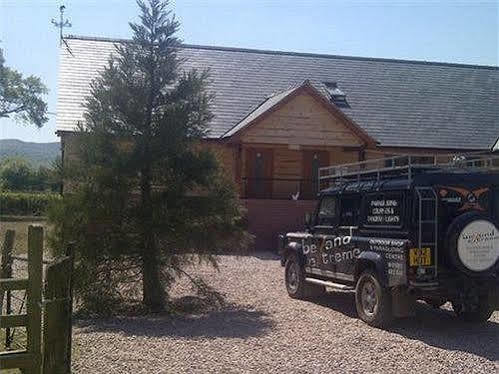 Big Bear Lodge Melverley Exterior foto